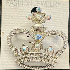 YNS Generic Silver Crystal Crown Brooch